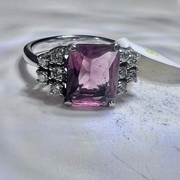 Ring Bomb Party Ring, NWOT, size 7 - Picture 6 of 6